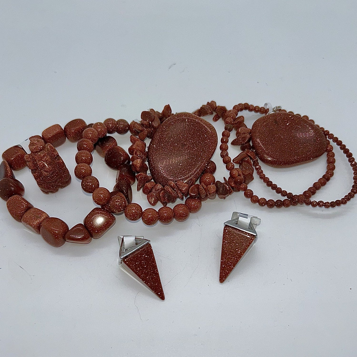 Goldstone, Red