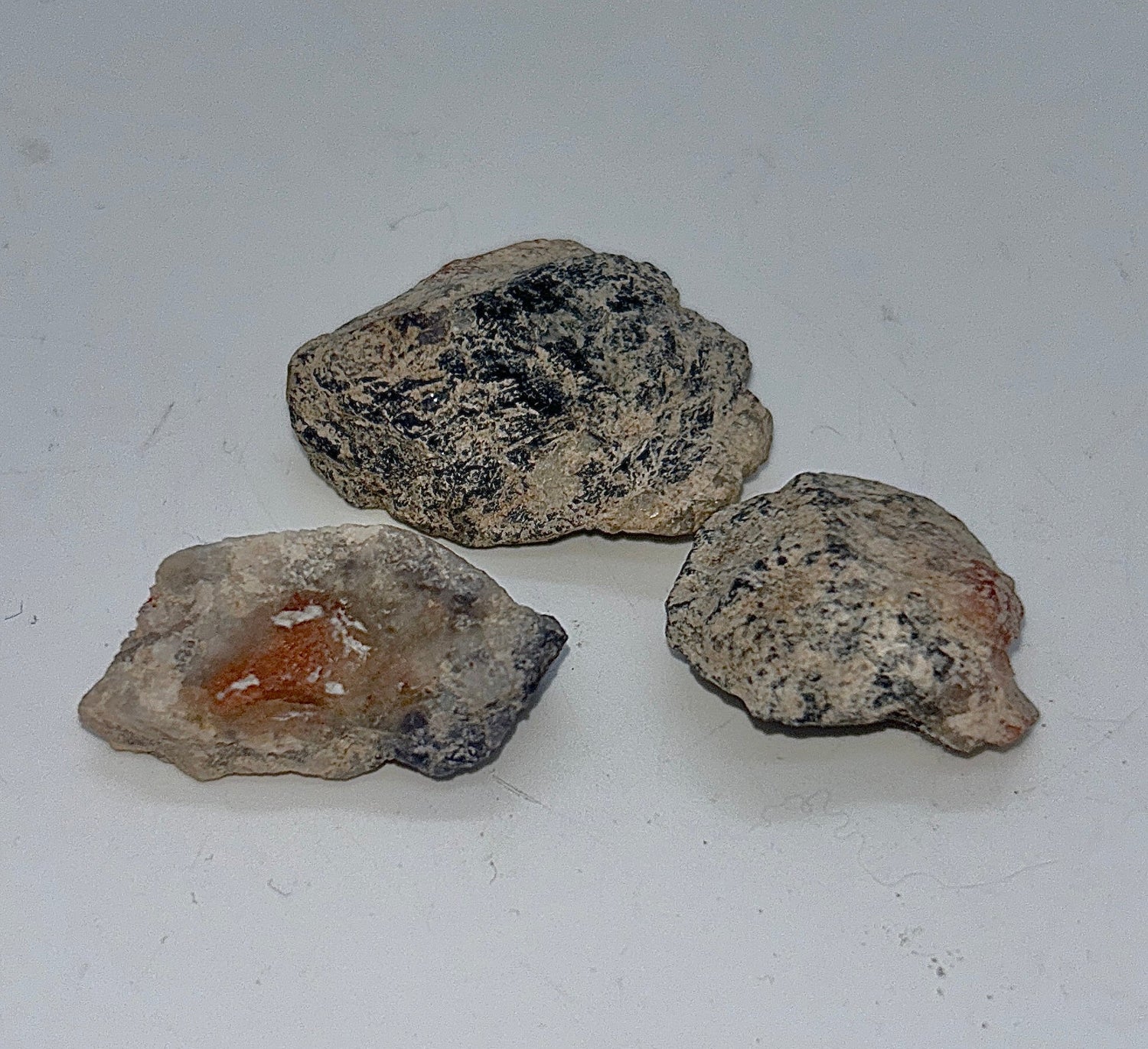 Iolite/Sunstone (Cordierite)