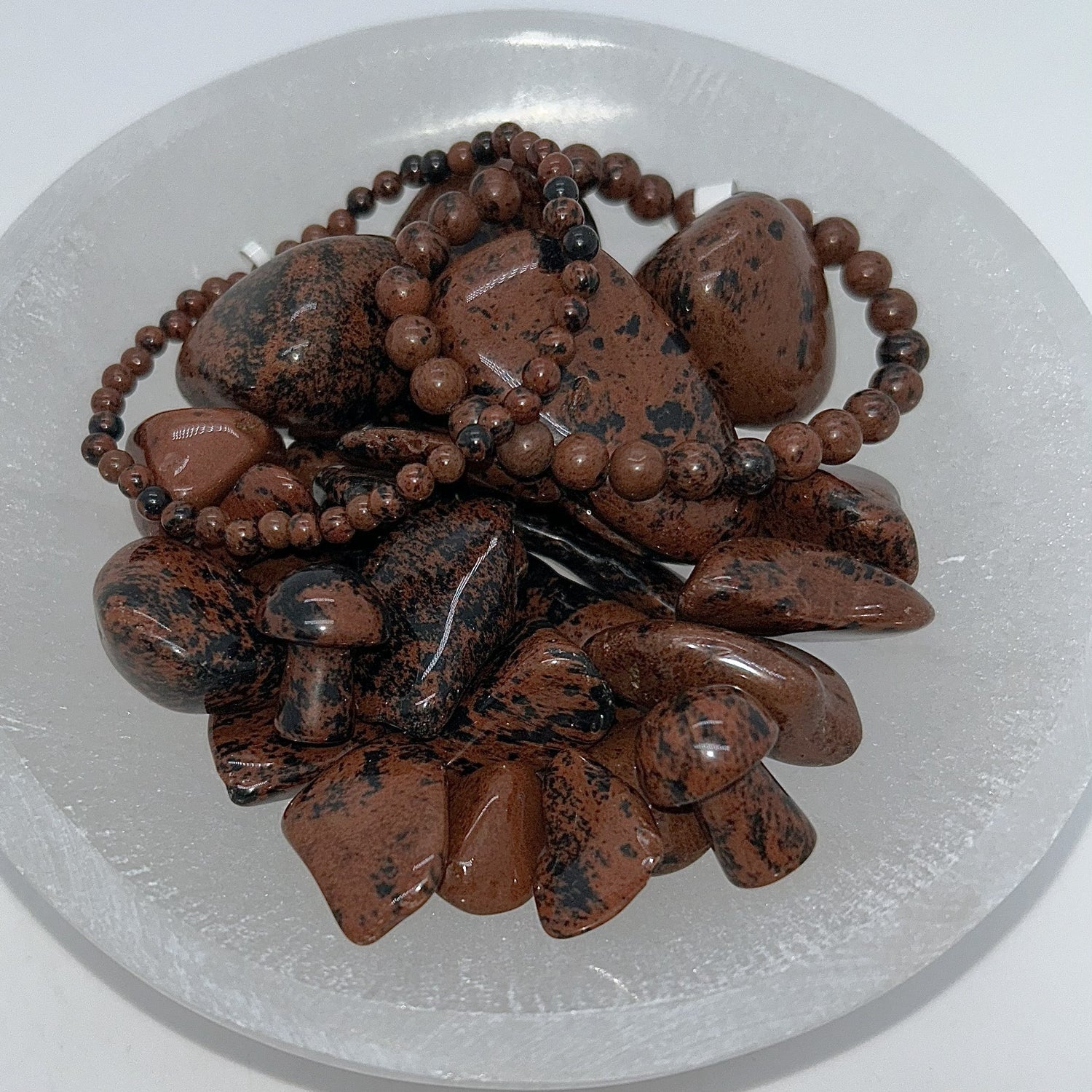 Obsidian, Mahogany