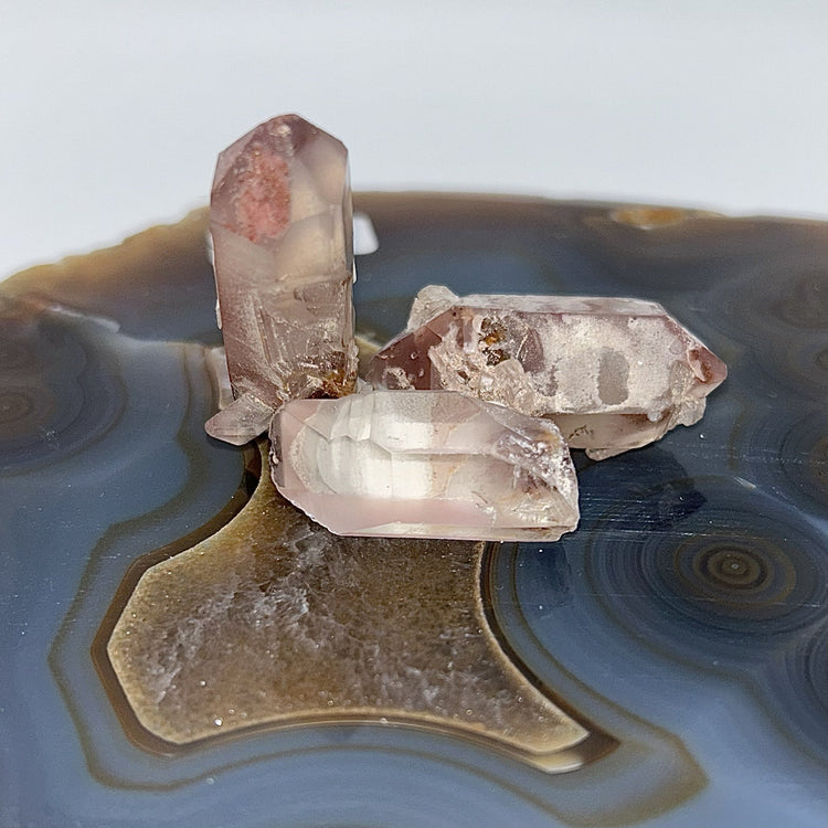 Quartz, Lithium