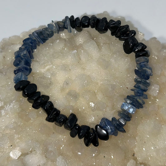Chip Br. Tourm/Kyanite