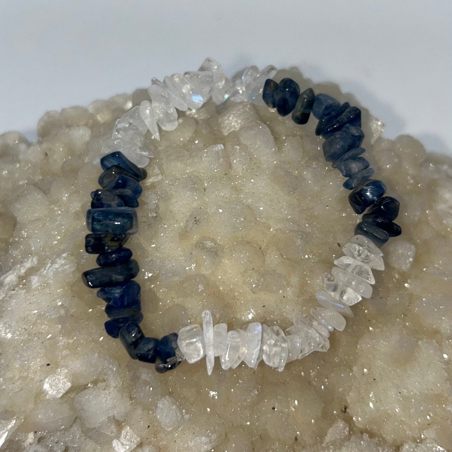 Chip White Moonstone & Blue Kyanite