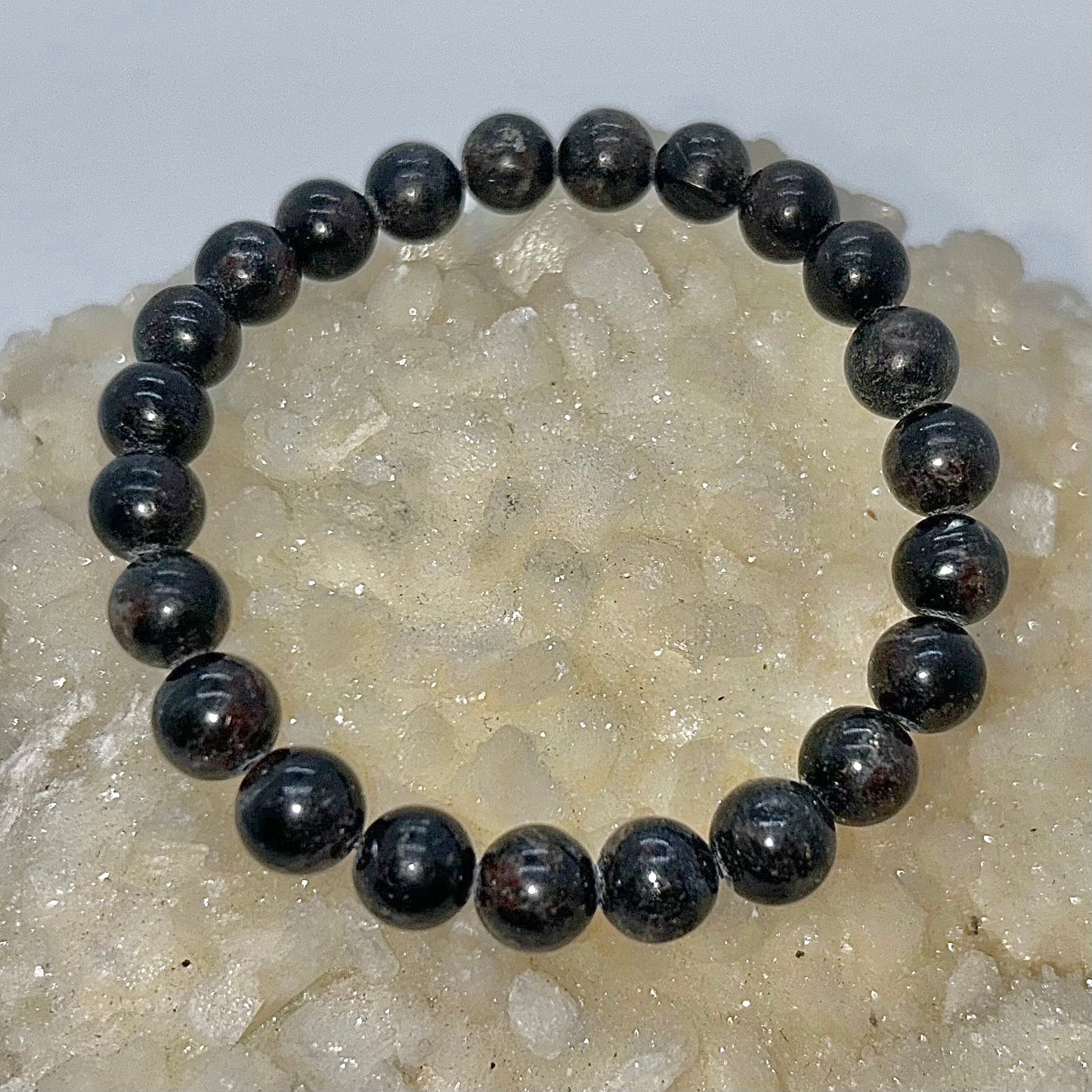 Arfvedsonite w/ Garnet 8mm