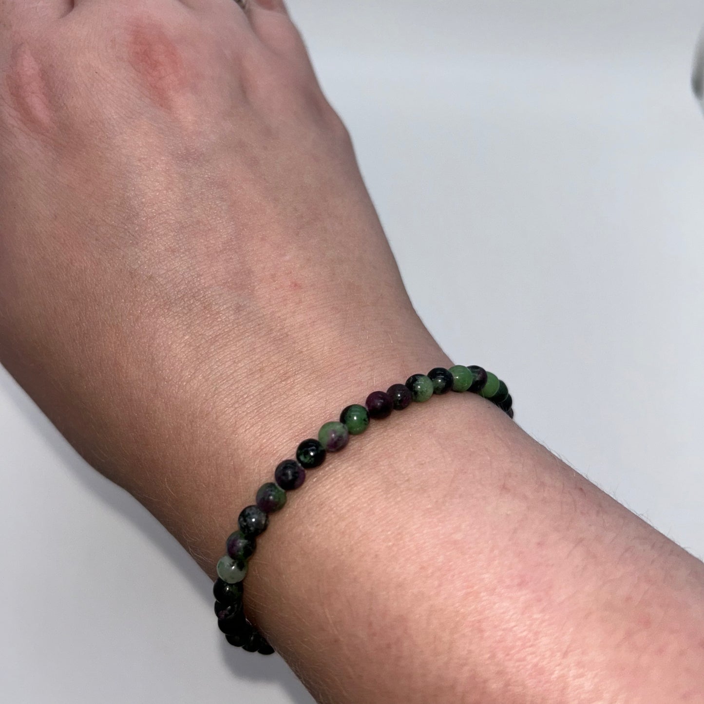 Ruby Zoisite 4mm