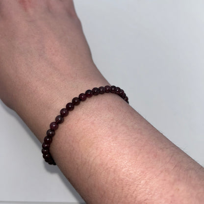 Garnet Br 4mm